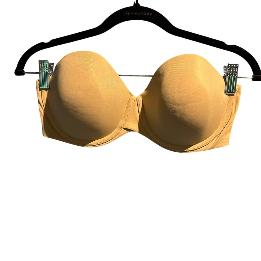 Maidenform Size 36D Nude Strapless Bra Foundation Piece Event Wardrobe Staple